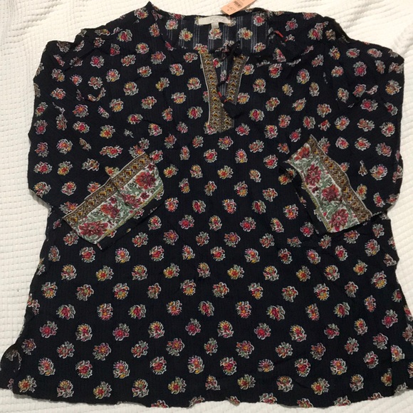 LOFT Tops - NWT- LOFT - 22+